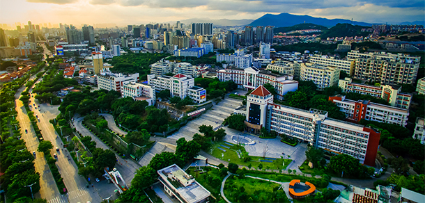 黎明職業(yè)大學 - 最美院校