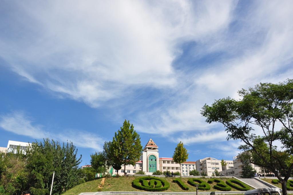 魯東大學(xué)-校園風(fēng)景