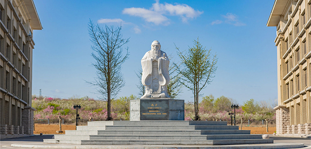 煙臺文化旅游職業(yè)學院 - 最美大學