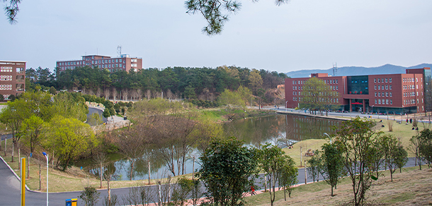 信陽學(xué)院 - 最美大學(xué)