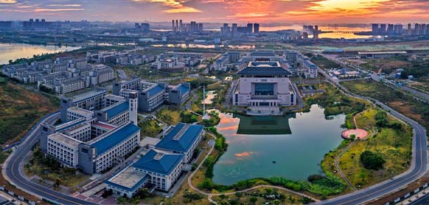 武漢學院 - 最美院校