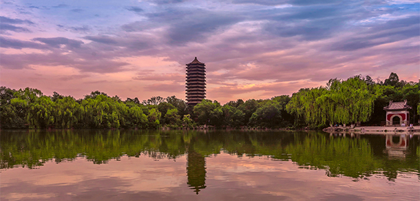 北京大學 - 最美大學