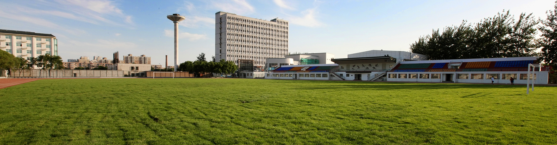 北京財貿職業(yè)學院-校園風景