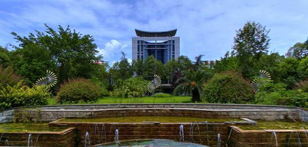 四川工程職業(yè)技術(shù)學(xué)院 - 最美大學(xué)